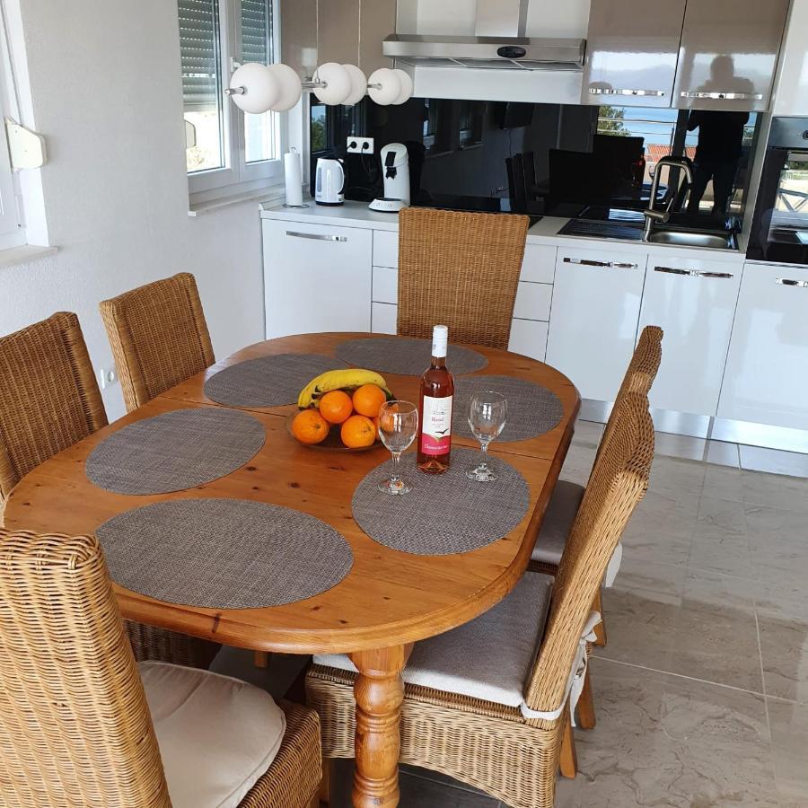 Botic Apartment *
